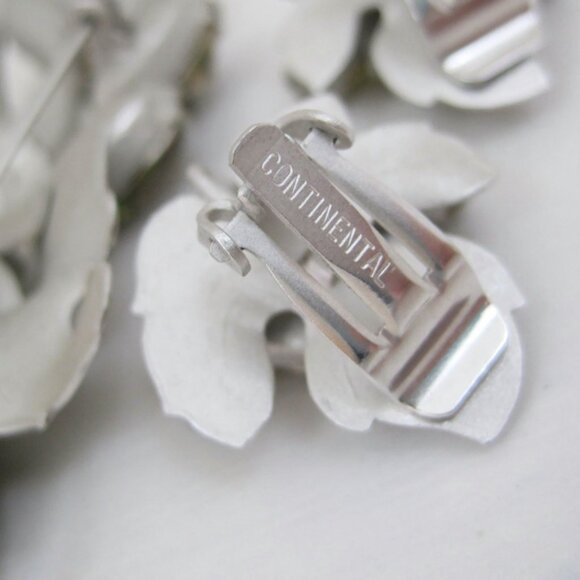 Vintage Brooch Earrings 50s 60s Rhinestone Art Glass Continental Green silver - Picture 6 of 6